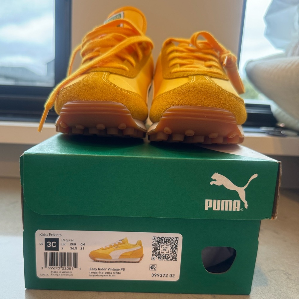 New! PUMA Easy Rider Vintage sneakers